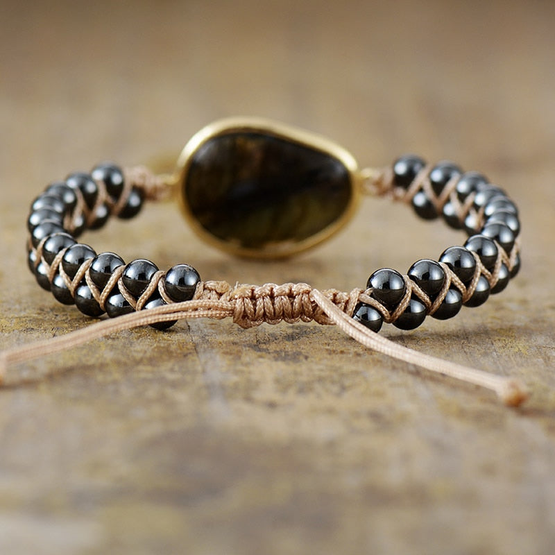 “Celestial Eye” Bracelet in Labradorite & Hematite