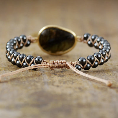 “Celestial Eye” Bracelet in Labradorite & Hematite