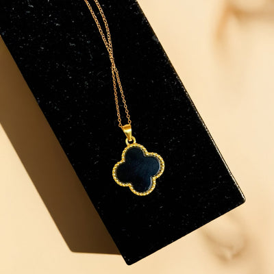 “Lucky Clover” Necklace in Mother-of-Pearl or Onyx