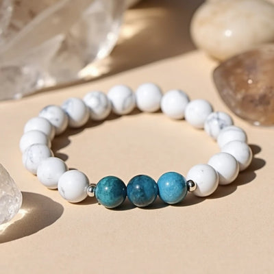 “Slimming” Bracelet in Apatite & Howlite