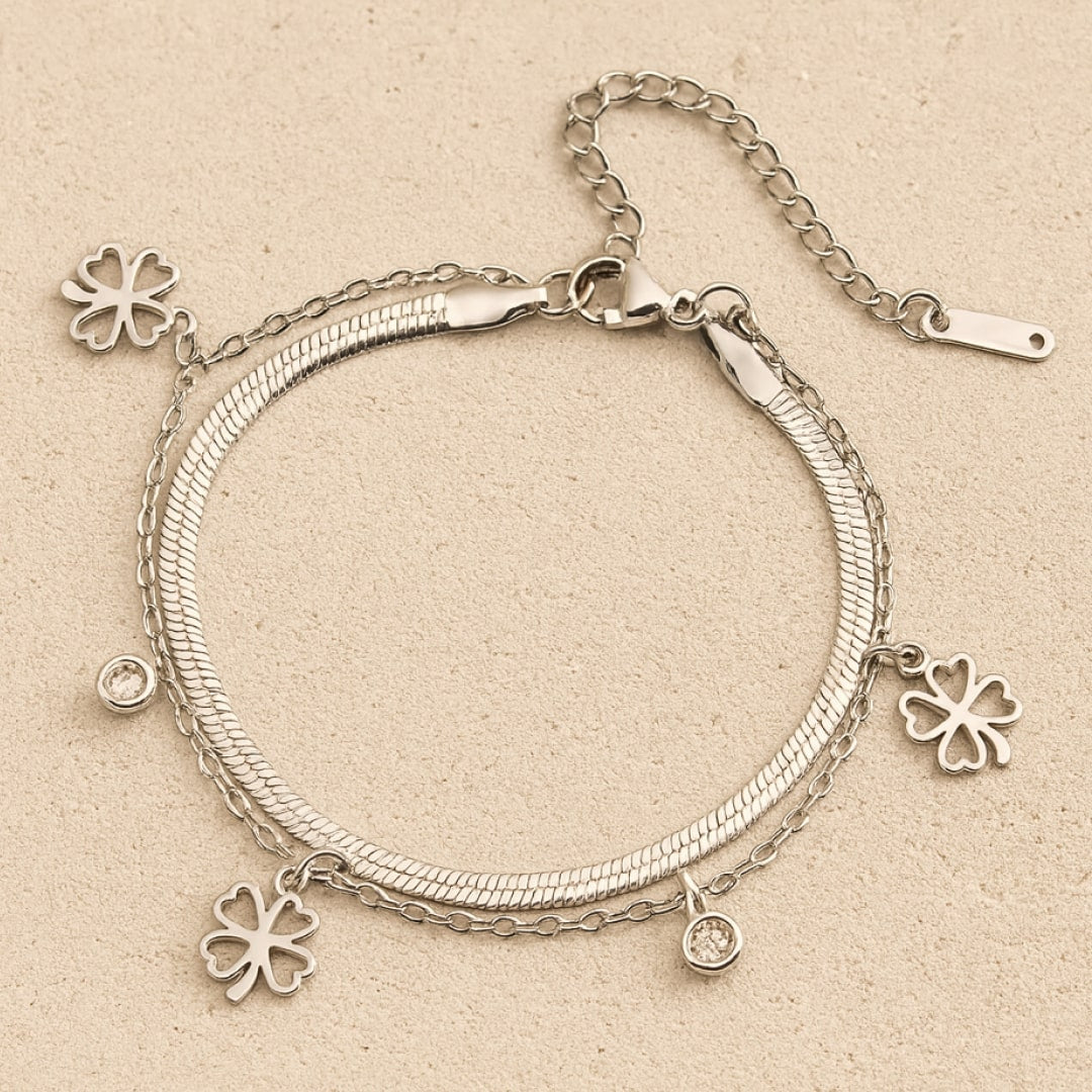 “Enchanted Clover” Bracelet – Gold / Silver Color