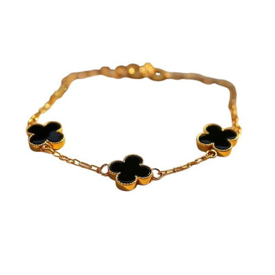 “Lucky Clover” Bracelet in Mother-of-Pearl or Onyx