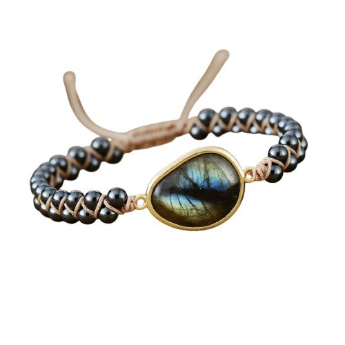 “Celestial Eye” Bracelet in Labradorite & Hematite